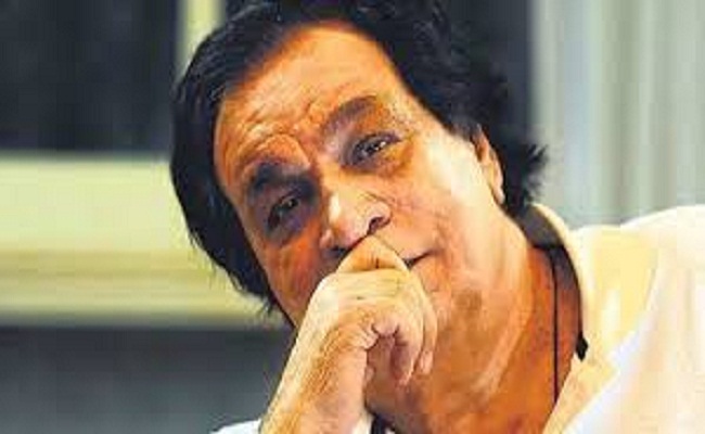 दिग्गज अभिनेता कादर खान का निधन, 81 साल की उम्र में कनाडा में लीं अंतिम सांसें