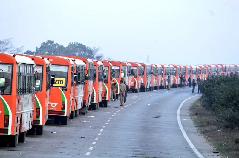 500 बसों को एक रूट पर, एक साथ चलाकर विश्व रिकार्ड बनाने की राह पर यूपी परिवहन