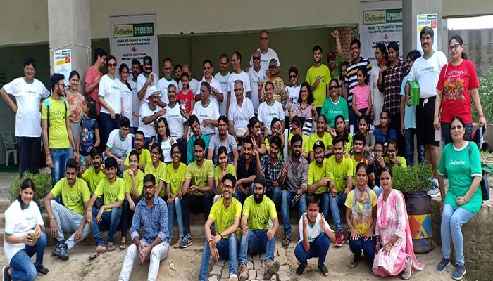 कानपुर में फिर पर्यावरण संरक्षण को आगे बढ़े परिवर्तन के हाथ, बढ़-चढ़कर किया पौधरोपण