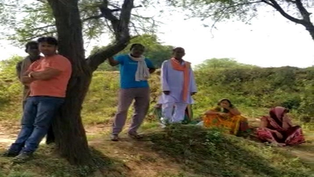 हमीरपुर में एक किसान ने फांसी लगाई, तो दूसरे की करंट से मौत