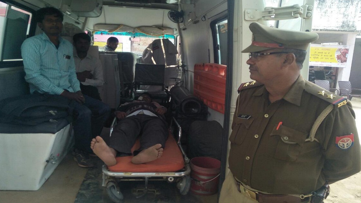 बांदा से कानपुर जा रही बस फतेहपुर में ट्रक से टकराई, 15 घायल