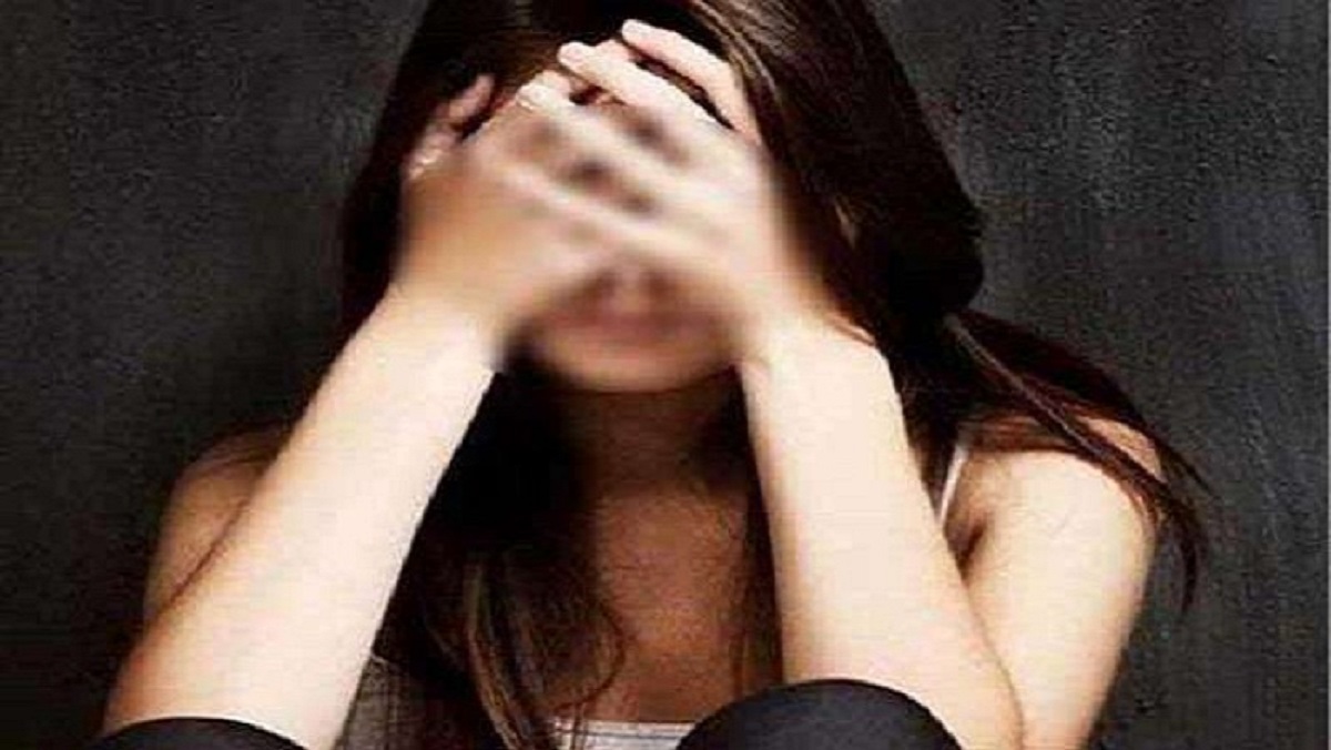 बांदा में युवती ने लगाया CRPF जवान पर रेप का आरोप, मुकदमा