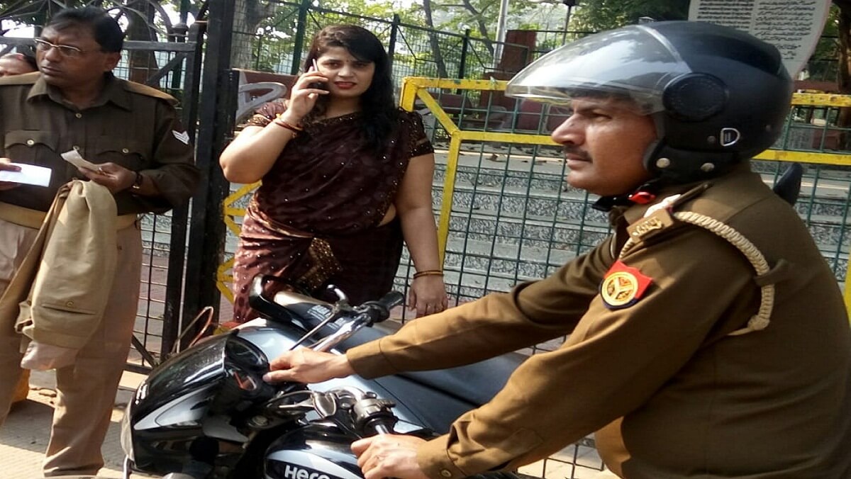 कानपुर में सुरक्षित नहीं बहू-बेटियां, ताबड़तोड़ 3 जगहों पर चेन लूट