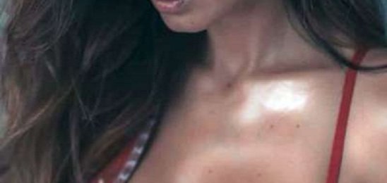 Actress Bruna Abdullah hot sexy photo bikni