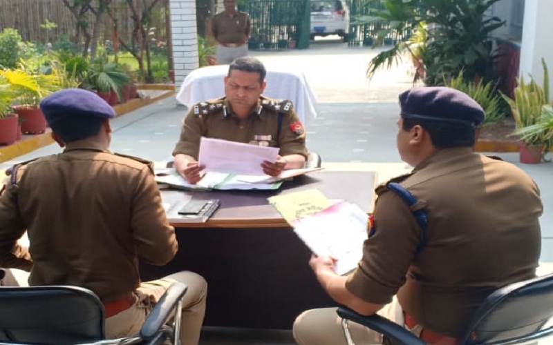 बांदा DIG दीपक कुमार ने पुलिस कप्तानों को दिए अपराध नियंत्रण के टिप्स