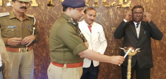 DIG Deepak Kumar inaugurates workshop on cybercrime in Banda