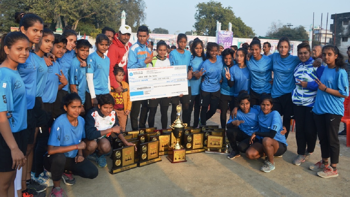 बांदा में हाॅकी टूर्नामेंटः भोपाल की महिला टीम और लखनऊ स्पोर्ट्स कालेज ने मारी बाजी