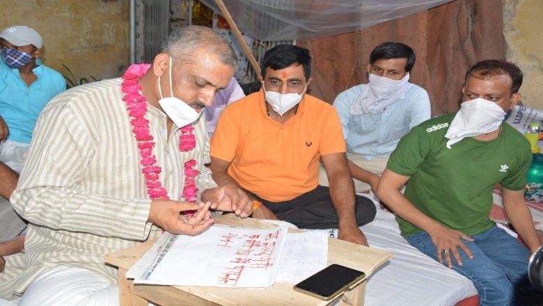 कानपुर में पानी के लिए खून से राजनीति, सपा विधायक ने सीएम योगी को लिखा खून से पत्र