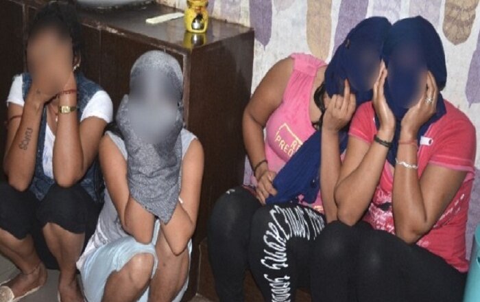 राजधानी लखनऊ के होटल में लड़कियों से जबरन करा रहे थे गंदा काम, मैनेजर गिरफ्तार