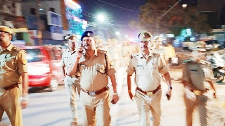 रायबरेली के ASP विश्वजीत श्रीवास्तव ने फोर्स के साथ किया मार्च, कही यह बात..