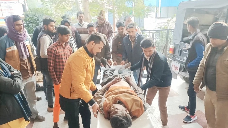 Banda : 3 including students killed in road accidents, many injured