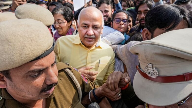 दिल्ली के डिप्टी CM मनीष सिसोदिया गिरफ्तार, 8 घंटे पूछताछ के बाद CBI की कार्रवाई