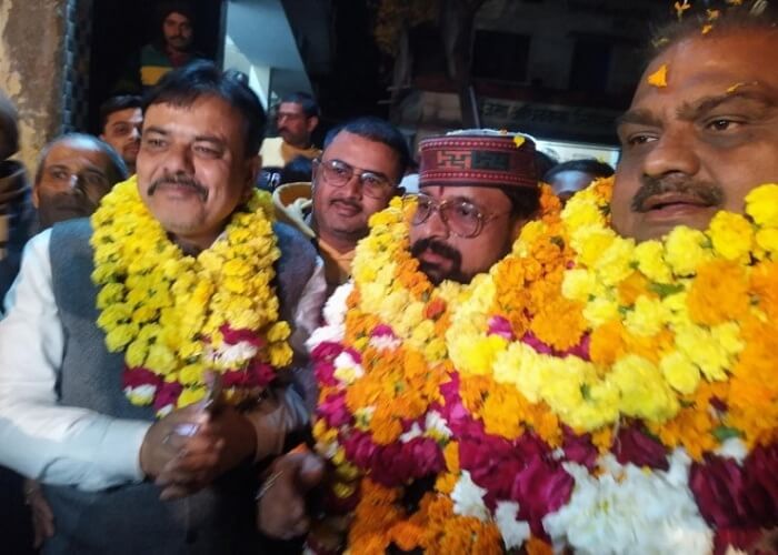 Rajesh Dubey became the President of Advocates Association in Banda 