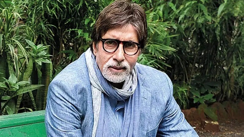 Amitabh Bachchan : Amitabh Bachchan injured in shooting, rib injury
