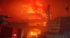 Kanpur Fire : Fierce fire in tower of Hamraj Complex, heavy damage