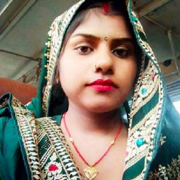 Newly married Manju hanged, questions are being raised on in-laws side

