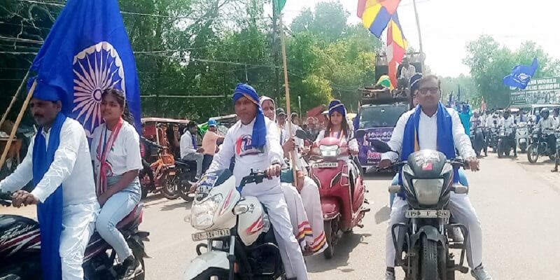 Ambedkar Jayanti : DM Durga Shakti Nagpal paid tribute, huge bike rally 