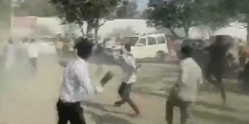 UP : BJP MP Brij Bhushan said, I discovered history of Muslims, later ruckus and fierce stone pelting 
