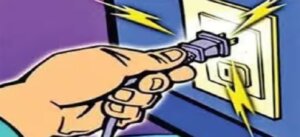 Two people died due to electrocution in Banda chaos in families