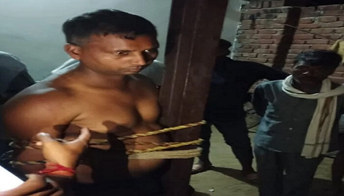 in Agra daroga blinded by lust, entered house and raped girl Hearing her screams villagers tied him up pelted punches 