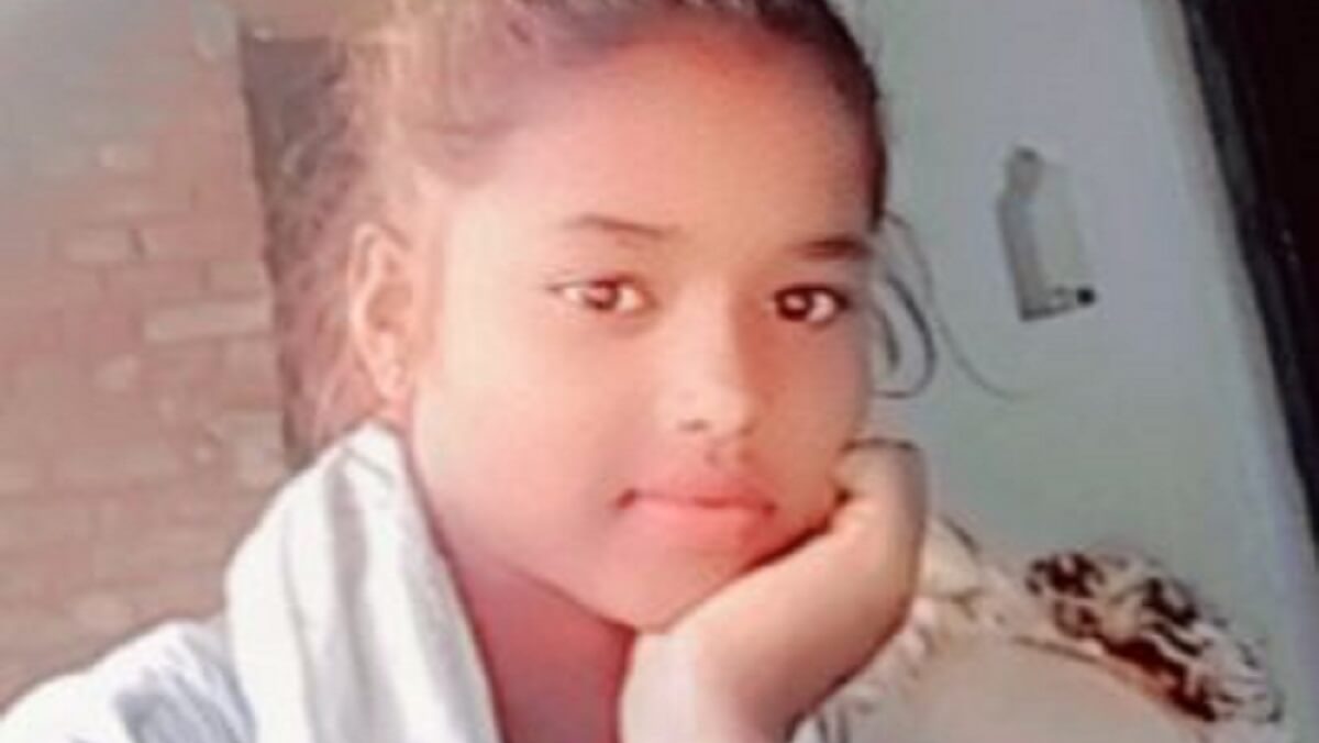 14 year old girl Sukhsena hanged herself in Banda