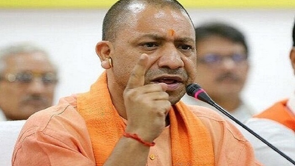 UP : CM Yogi angry, DM of these 3 districts may face punishment