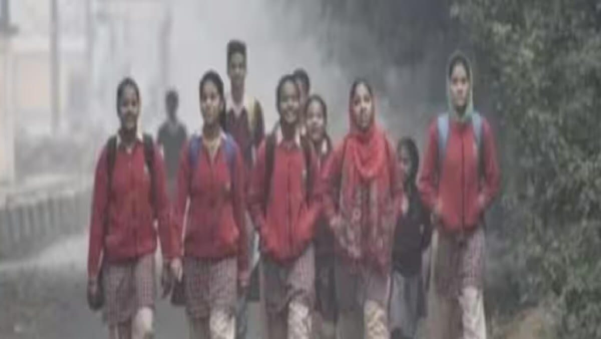 UP : Timings of all schools changed due to severe cold 