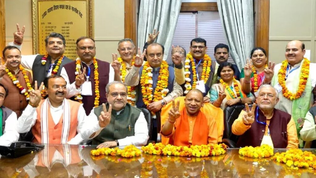 Rajya Sabha elections : 8 candidates of BJP and 2 candidates of SP win, SP action starts against rebels