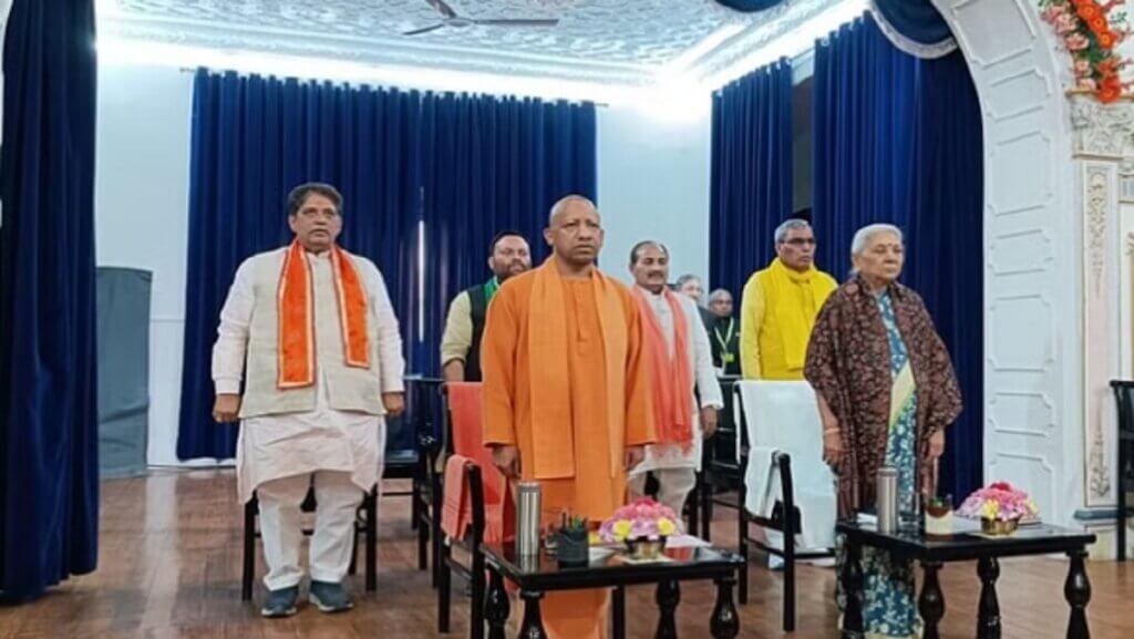 4 became ministers including OP Rajbhar-Dara Singh Chauhan, Yogi cabinet expanded