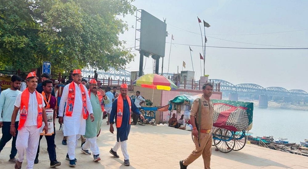 Minister Ramkesh Nishad in Varanasi