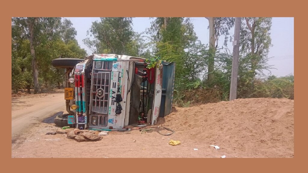 road accident in Banda 2 killed
