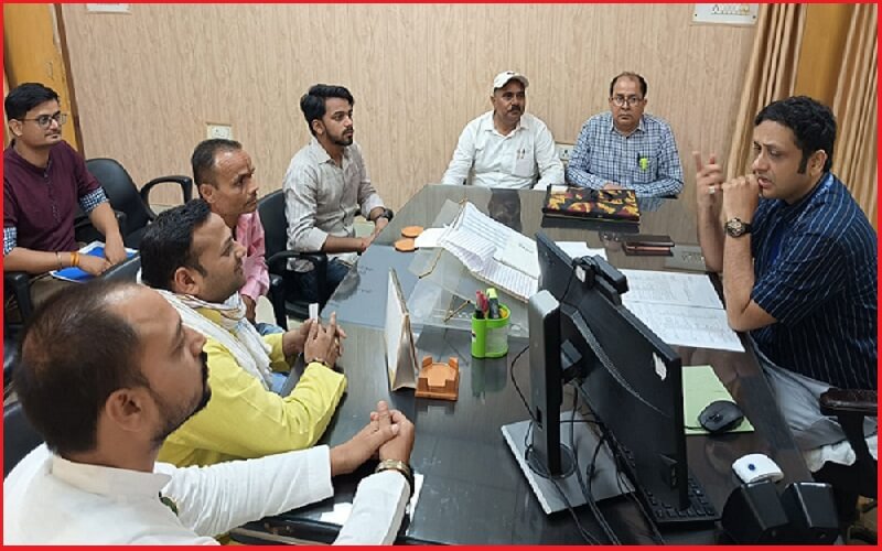 Banda : BJP leader met MD Vidyut