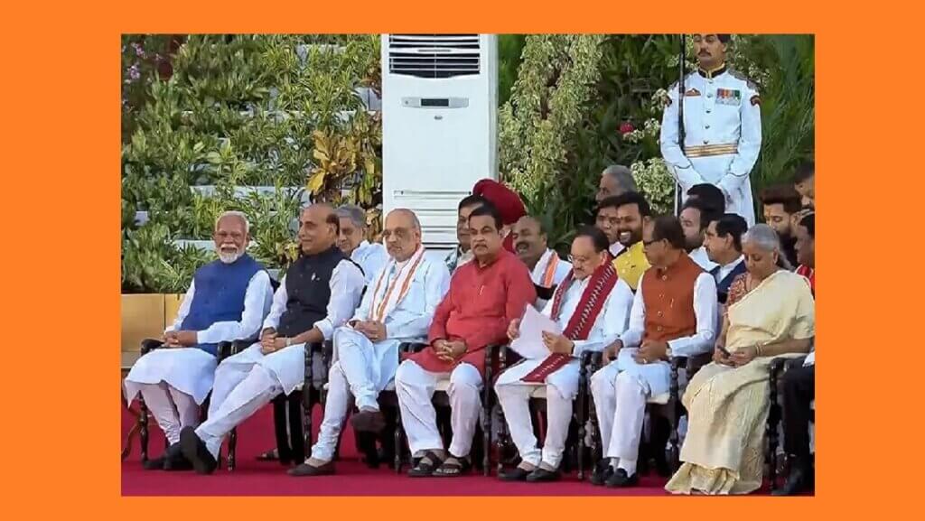 PM Modi and 71 ministers took oath