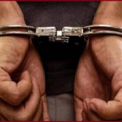 बांदा: जिला पंचायत के नाम पर अवैध वसूली करते दो गिरफ्तार