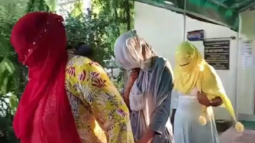 Amroha : Woman came to meet lover