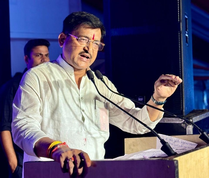 Mahoba : Minister Ramkesh Nishad's sharp attack on opposition in Kajri mela