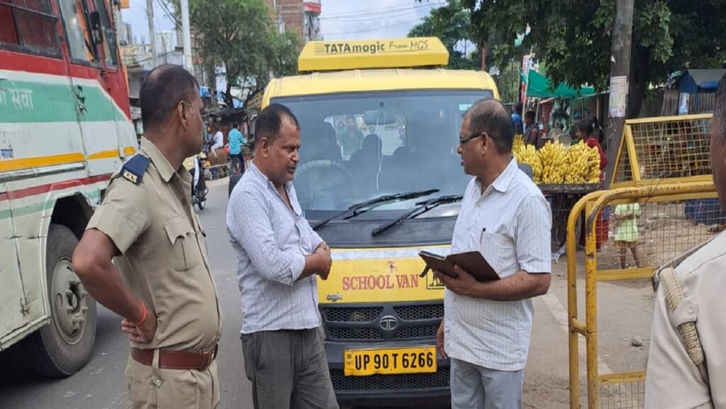 RTO department action on vehicles of these 4 schools of Banda