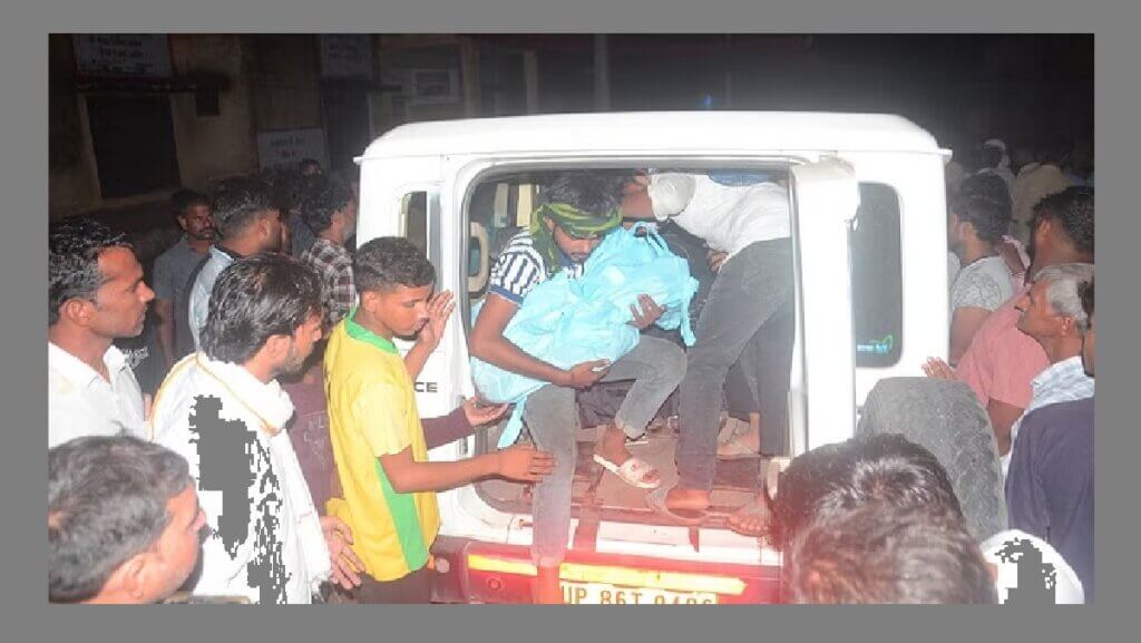 Hathras accident : Death toll reaches 17