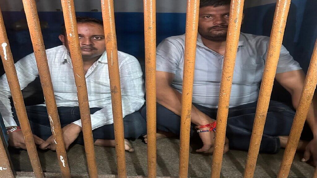 Banda : Two truck traders who beat up mineral inspector arrested