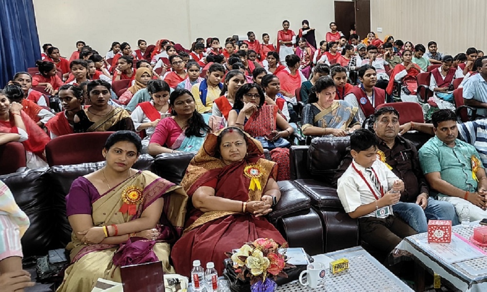 Banda : Honor ceremony in Women's Degree College