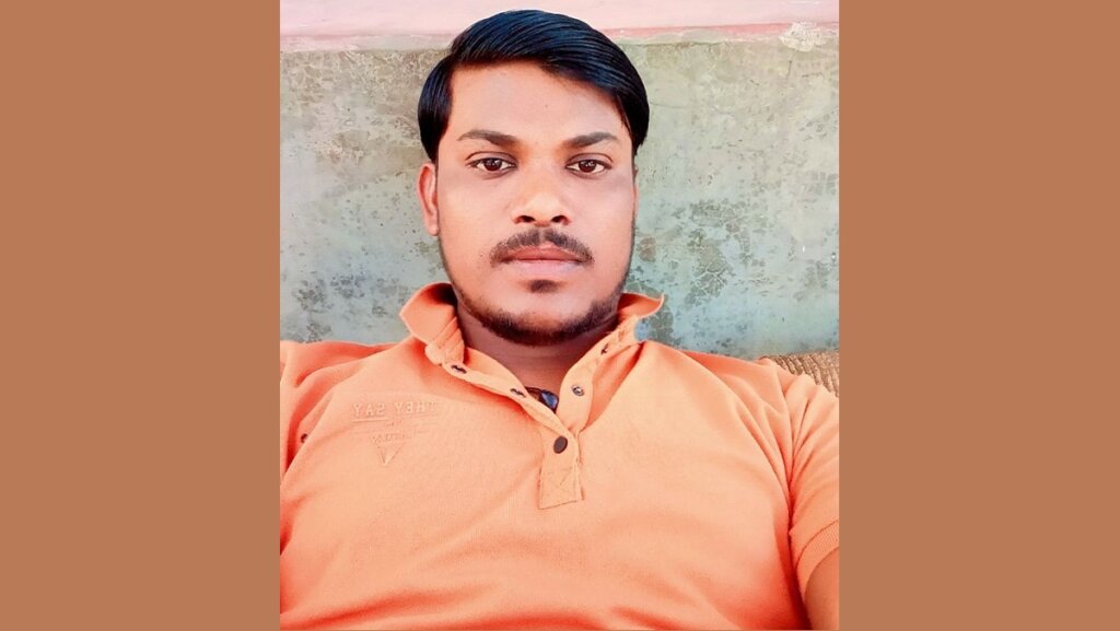 UP : Youngman who had gone out to meet Dussehra died in an accident
