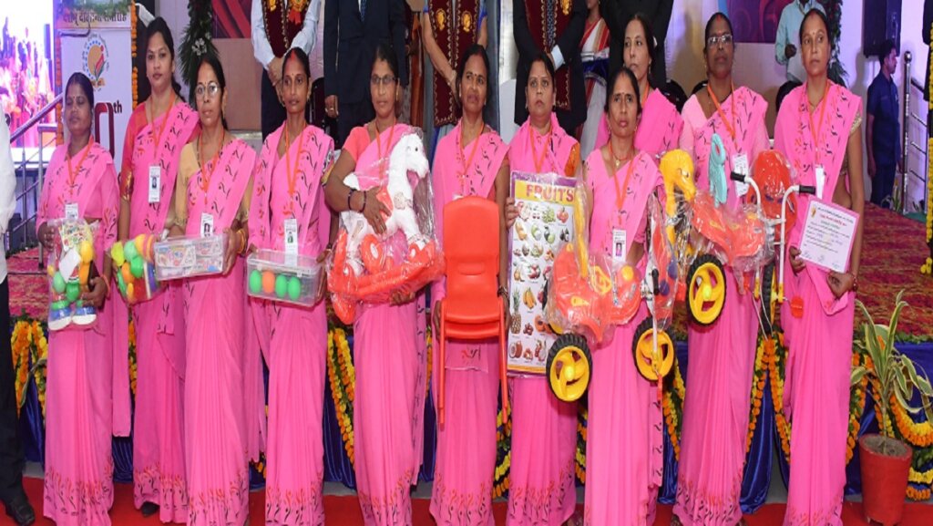 Governor Anandi Ben at tenth convocation ceremony at Banda Agricultural University