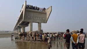 Path of death: Case filed against 4 PWD engineers, car fell from incomplete bridge in Badaun