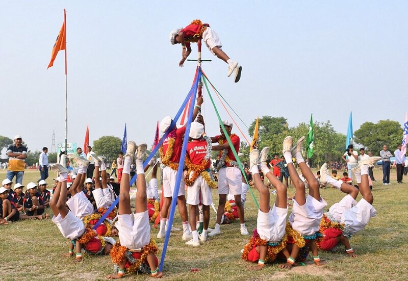 promising students of council schools in Banda showed their skills 