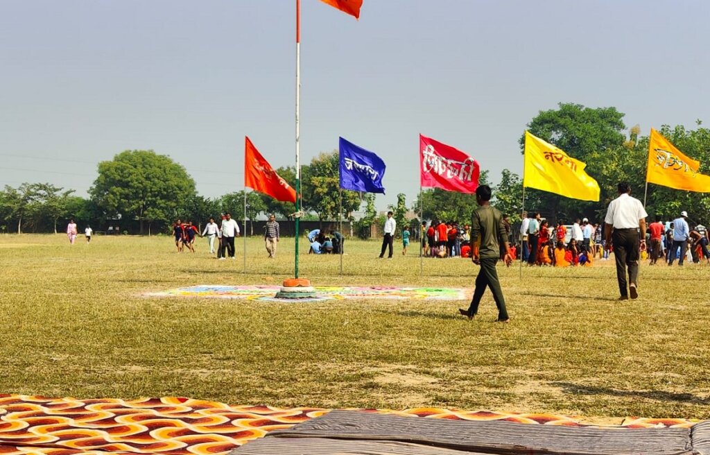 Banda : Why did education department leave its ground and go to private school?