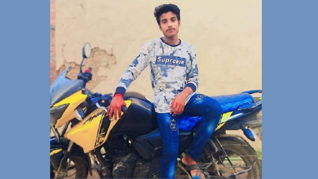 Breaking : One student riding bike dies