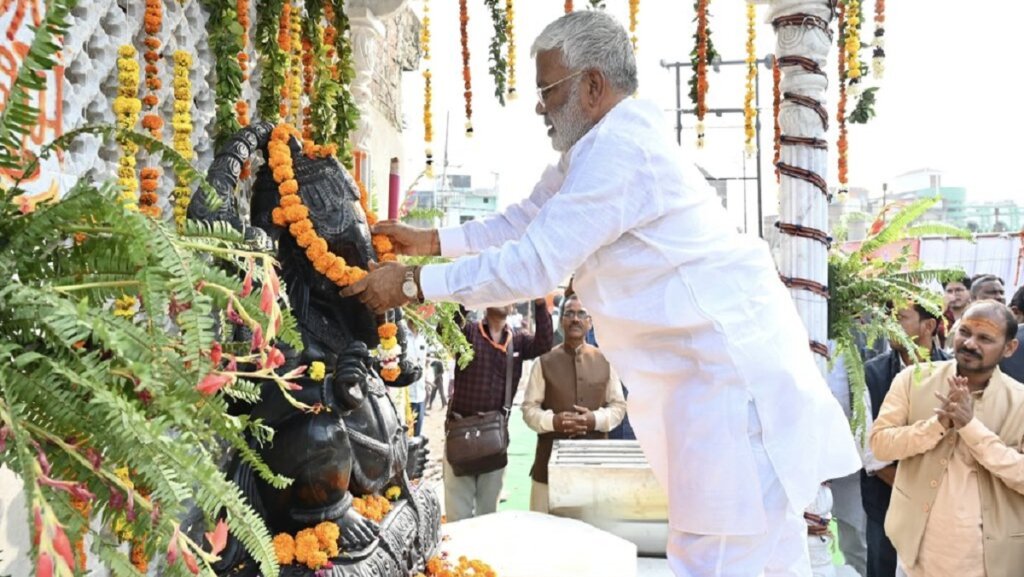 Jal Shakti Minister SwatantraDev Singh reached Banda 
