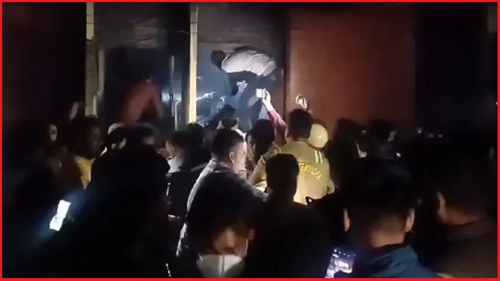 in Jhansi 10 children died dueto fire in Jhansi medical college