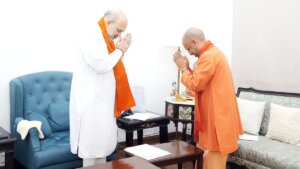 CM Yogi reaches Delhi, invites Mahakumbh to Amit Shah