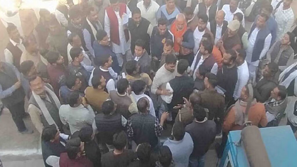President-MLA faction members clash in District Panchayat Board meeting